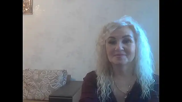 Snapshot of LadySexyBlond chatting on July 14, 2026, 4:23 pm LadySexyBlond online show from July 14, 2026, 4:23 pm