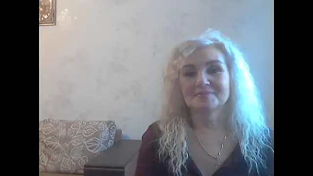 Snapshot of LadySexyBlond chatting on July 28, 2026, 5:45 pm LadySexyBlond online show from July 28, 2026, 5:45 pm