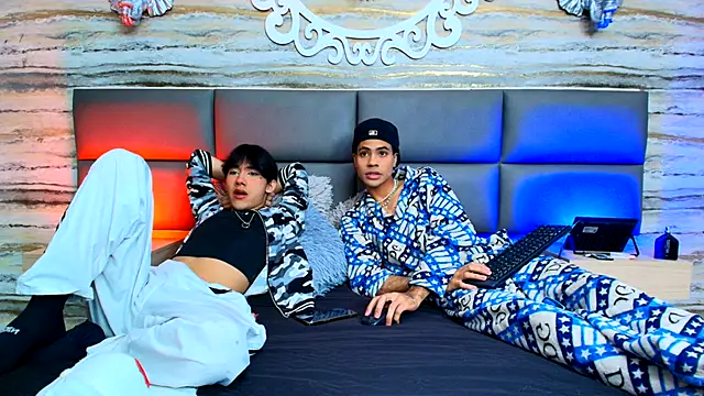 Lovers 21 online show from September 30, 2025, 7:52 pm