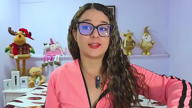 katiaa lovv online show from November 17, 2025, 11:49 am