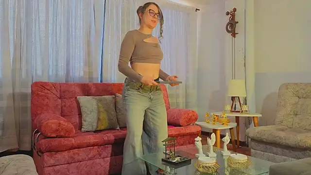 katiaa lovv online show from April 25, 2026, 8:06 pm