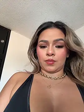 Snapshot of itsdanividarte chatting on March 30, 2026, 10:00 pm itsdanividarte online show from March 30, 2026, 10:00 pm