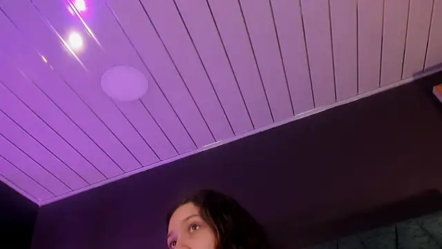 sophie blaake online show from July 2, 2026, 3:17 am