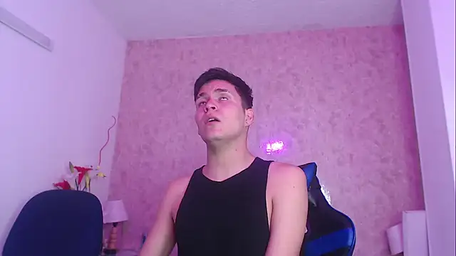 Aaron Foxxx online show from September 29, 2025, 1:16 pm