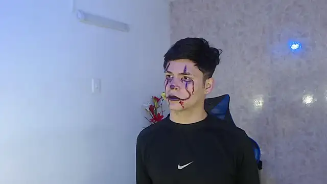 Aaron Foxxx online show from October 23, 2025, 1:10 pm