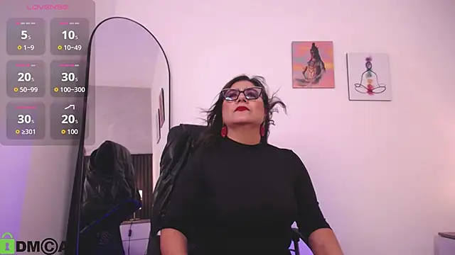 alahia mellers online show from October 12, 2025, 3:27 am