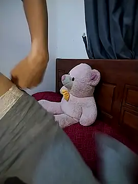 Quynhbabysexy online show from February 12, 2026, 12:55 pm