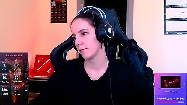 Snapshot of Irwi_Tomboy chatting on February 14, 2026, 12:35 pm Irwi Tomboy online show from February 14, 2026, 12:35 pm