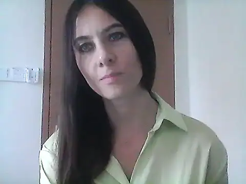 Thaylini online show from January 12, 2026, 5:45 am