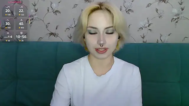 LeisaHopperstad online show from July 17, 2026, 11:39 am