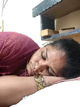 navyasree143 online show from April 30, 2026, 5:52 pm