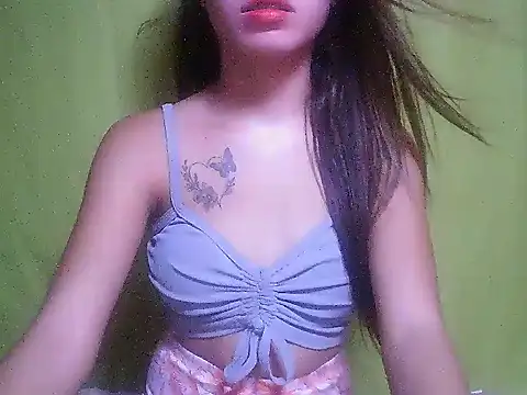 SweetPussie18x online show from November 26, 2025, 2:01 am