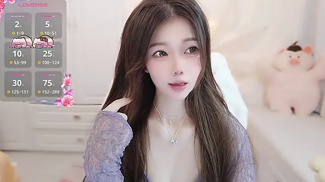 Snapshot of Coco-Di chatting on November 16, 2025, 2:28 am Coco-Di online show from November 16, 2025, 2:28 am