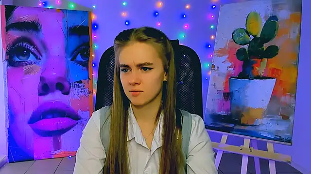 JuneWoods online show from February 26, 2026, 7:18 am