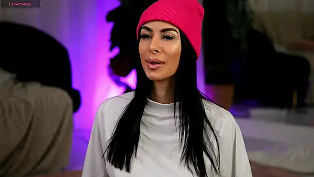 Snapshot of EvaAmanti chatting on January 18, 2026, 4:27 am EvaAmanti online show from January 18, 2026, 4:27 am