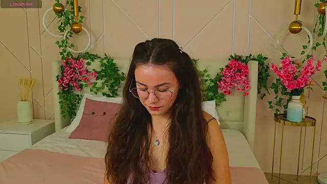 Snapshot of GabiBatista chatting on September 27, 2025, 5:23 am GabiBatista online show from September 27, 2025, 5:23 am