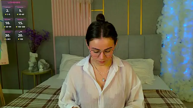 GabiBatista online show from February 5, 2026, 5:12 am