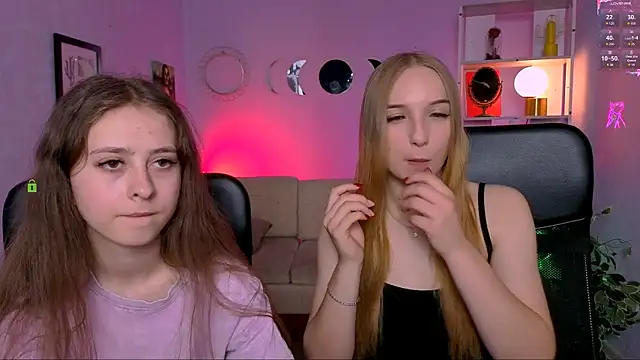 Snapshot of rebecca_smile chatting on June 17, 2026, 12:29 pm rebecca smile online show from June 17, 2026, 12:29 pm
