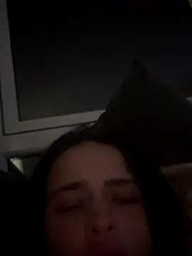 Roxy 30 online show from November 14, 2025, 5:22 pm