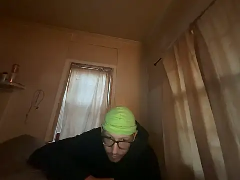 ThrowedWorldWide online show from December 16, 2025, 12:32 pm