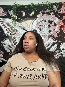 NeliaHexxen online show from June 28, 2026, 9:32 pm