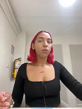 Snapshot of theladymonserrateshow chatting on November 14, 2025, 12:04 pm theladymonserrateshow online show from November 14, 2025, 12:04 pm