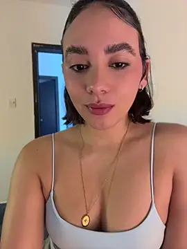 Capricho 01 online show from June 12, 2026, 7:13 pm