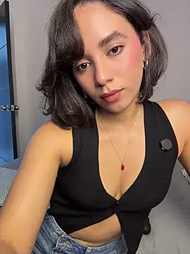 Capricho 01 online show from July 11, 2026, 8:33 pm