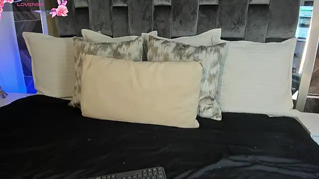 NaylaGrey online show from August 2, 2026, 3:49 am