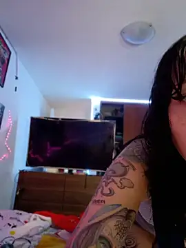 pinklajokr online show from February 20, 2026, 10:05 am