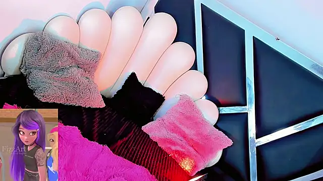 latina dollsex online show from November 4, 2025, 6:45 am