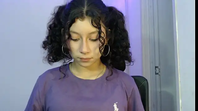 Ivonnybonn online show from October 16, 2025, 6:25 am