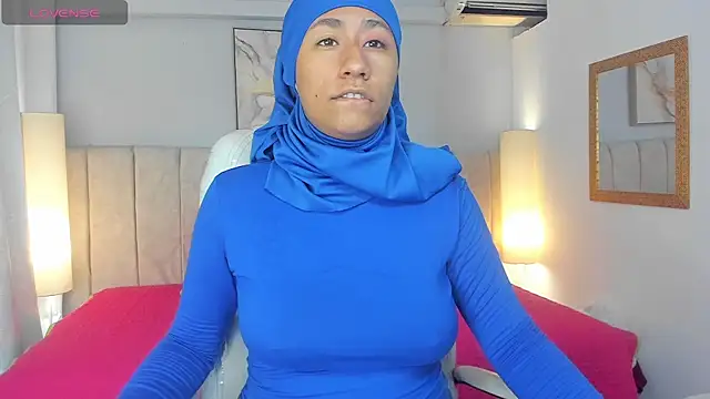 Snapshot of Ridwana_Haddad chatting on November 14, 2025, 12:26 pm Ridwana Haddad online show from November 14, 2025, 12:26 pm