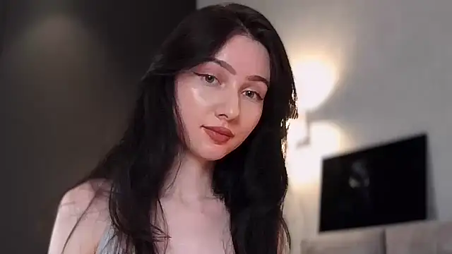 Snapshot of AnaMoonlight chatting on November 4, 2025, 7:24 pm AnaMoonlight online show from November 4, 2025, 7:24 pm