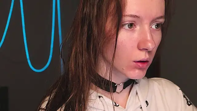 Snapshot of Why_me_stella chatting on November 16, 2025, 5:07 pm Why me stella online show from November 16, 2025, 5:07 pm