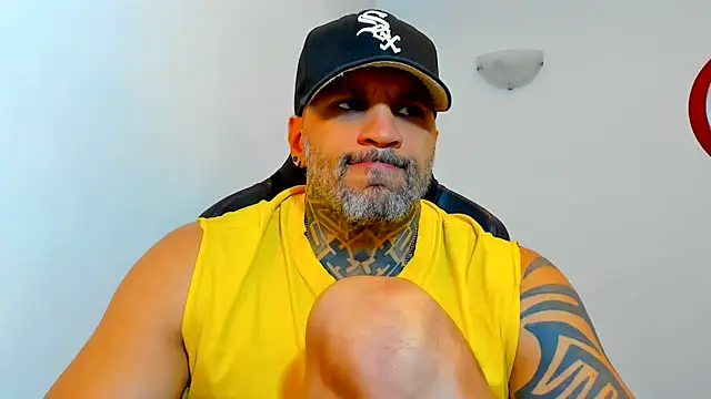 JoshRigby online show from June 11, 2026, 12:32 am