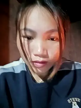 min-xinh online show from November 30, 2025, 10:36 pm