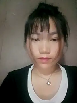 Snapshot of min-xinh chatting on May 11, 2026, 9:23 pm min-xinh online show from May 11, 2026, 9:23 pm