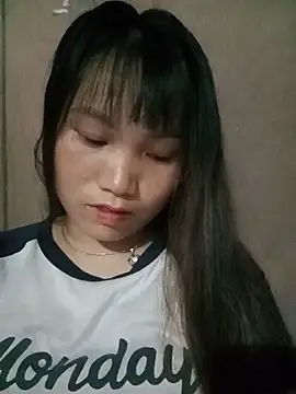 Snapshot of min-xinh chatting on June 21, 2026, 1:35 pm min-xinh online show from June 21, 2026, 1:35 pm