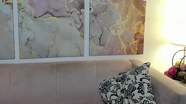 CamillaDreamer online show from May 30, 2026, 6:05 pm