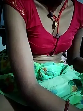Snapshot of Lona2525 chatting on June 2, 2026, 7:49 pm Lona2525 online show from June 2, 2026, 7:49 pm