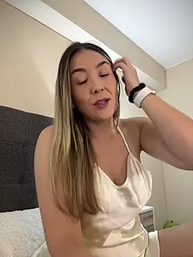 Mariana gom online show from May 4, 2026, 12:34 pm