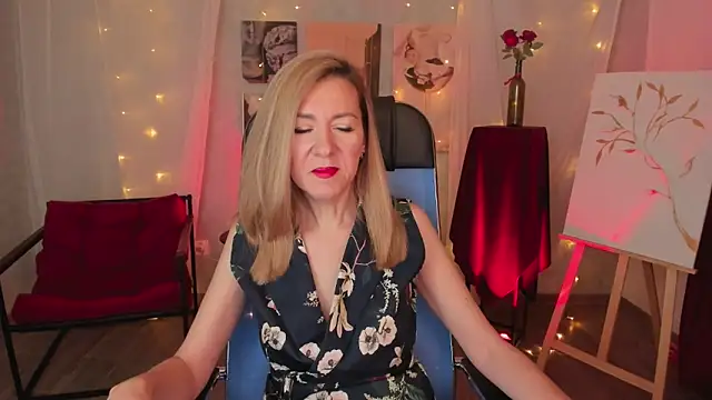 DonnaSmitth online show from February 19, 2026, 6:37 pm