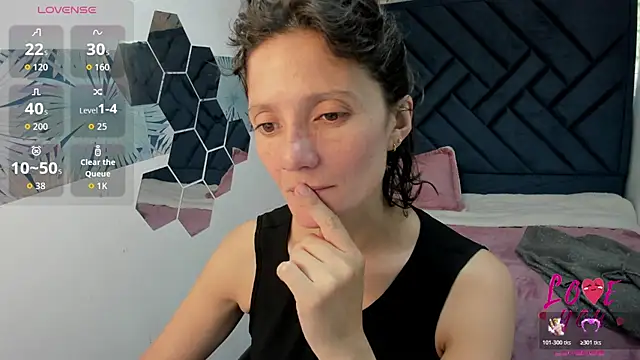 Valery More   online show from July 9, 2026, 1:26 pm