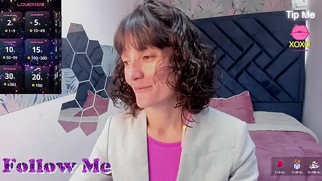 Valery More   online show from July 22, 2026, 1:47 pm