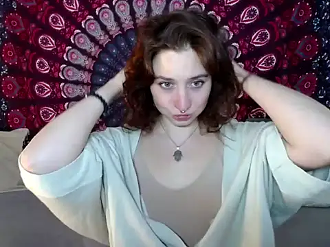 Snapshot of AdalynKiss chatting on June 7, 2026, 6:28 am AdalynKiss online show from June 7, 2026, 6:28 am