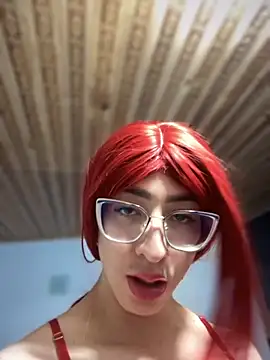 Snapshot of NICOLLE__12 chatting on October 20, 2025, 1:33 pm NICOLLE 12 online show from October 20, 2025, 1:33 pm