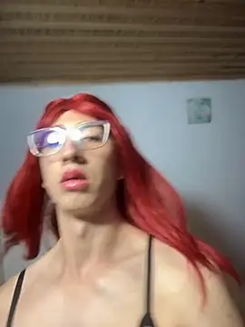 Snapshot of NICOLLE__12 chatting on November 5, 2025, 1:11 pm NICOLLE 12 online show from November 5, 2025, 1:11 pm