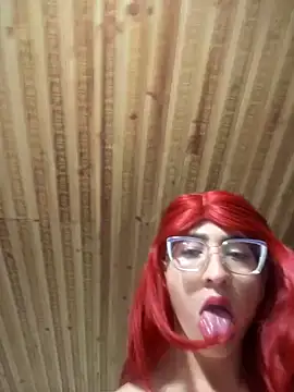 Snapshot of NICOLLE__12 chatting on November 21, 2025, 2:05 pm NICOLLE 12 online show from November 21, 2025, 2:05 pm