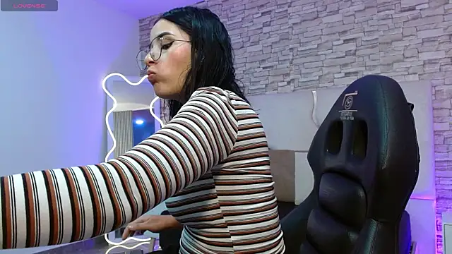 Snapshot of casse_tay chatting on November 18, 2025, 2:39 am casse tay online show from November 18, 2025, 2:39 am